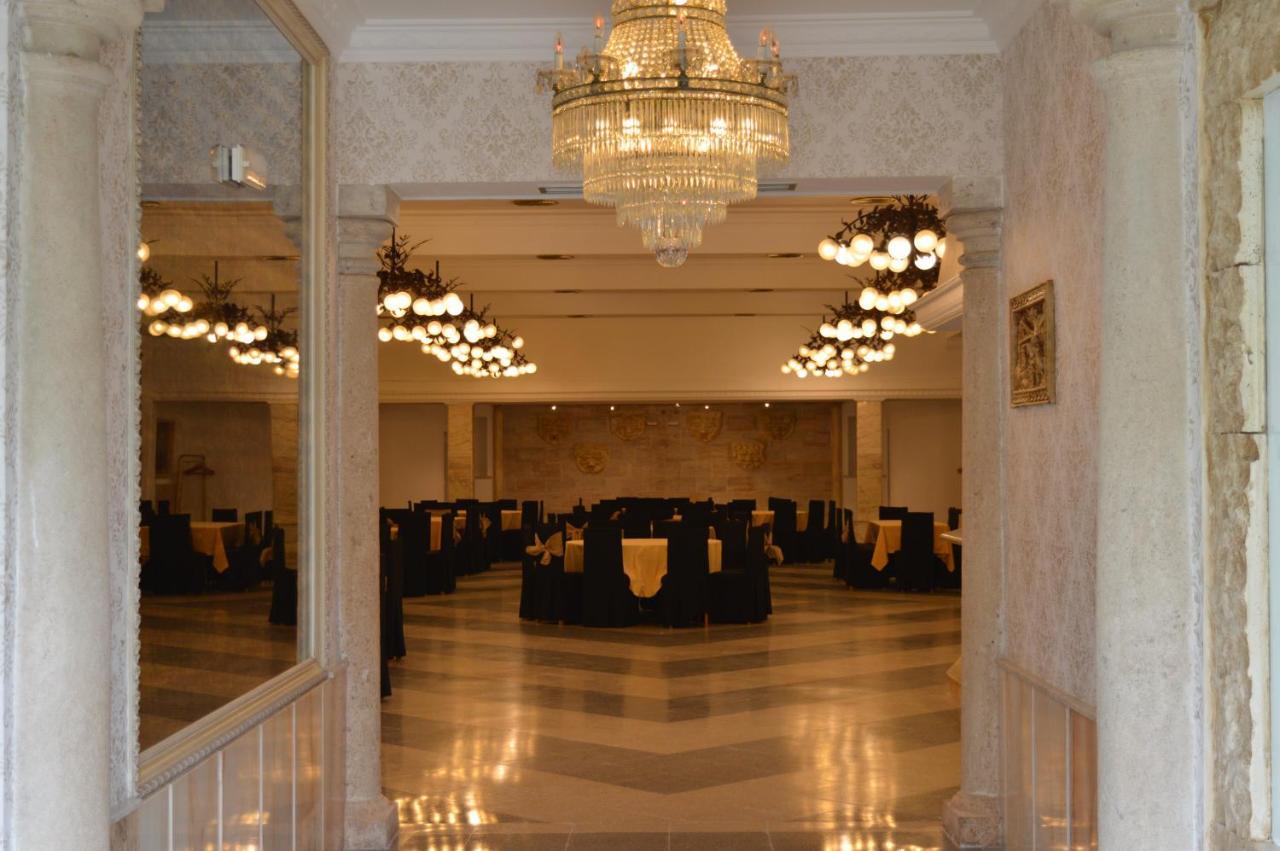 Nuevo Capitolio Hotel *